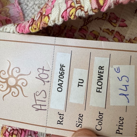 Set- Floral Top and Skirt - Picture 6 of 10